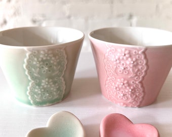 Pair of Pale Pink and Pale Green Porcelain Lace Cups with Heart Cutlery Rests Set, Ceramic Lace Cup, Lace Pottery Cup