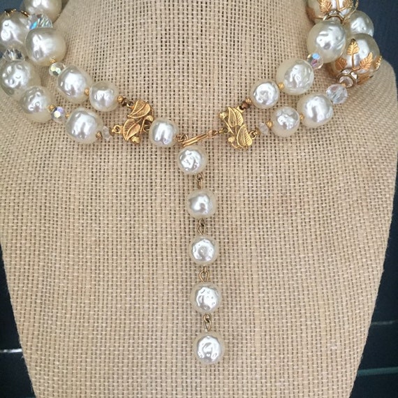 Vintage faux Pearl with Gold Leaves choker with C… - image 6
