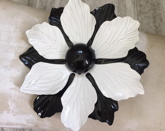 Vintage 1960s Black White Metal Enamel Flower Pin, Mod Mid Century Floral Pin