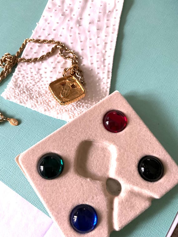 Signed KJL Kenneth Lane Gold-Plated Cabochon Pend… - image 8