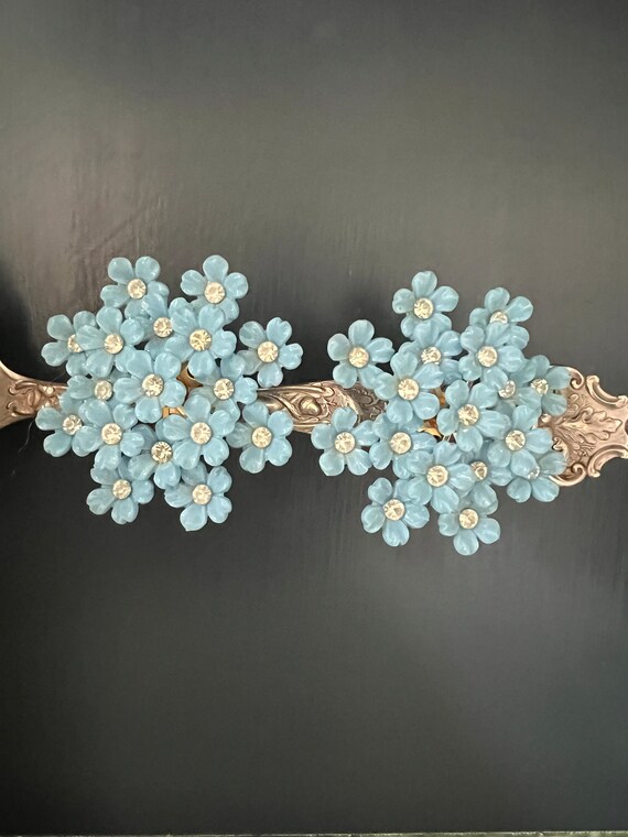 Signed Coro Vintage 50s Blue Floral Cluster Clip … - image 1