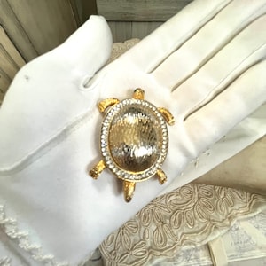 Vintage Gold Turtle Brooch: Rhinestone Turtle Lover Pin