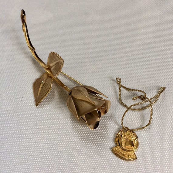 Vintage GIOVANNI Goldtone Rose Brooch by Longview… - image 10