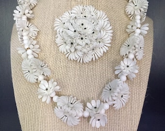 Vintage Soft Plastic White Flower Necklace and Matching Pin Western Germany, 1950s 1960s Mid Century Estate Jewelry