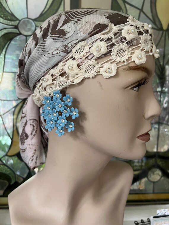 Signed Coro Vintage 50s Blue Floral Cluster Clip … - image 3