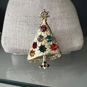 Vintage Mod Christmas Tree Pin, Multi Color, Book Piece, 1960s Holiday Brooches, Unsigned Mylu image 1