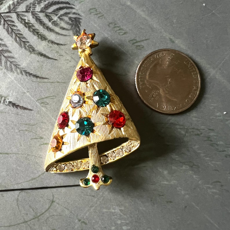 Vintage Mod Christmas Tree Pin, Multi Color, Book Piece, 1960s Holiday Brooches, Unsigned Mylu image 6
