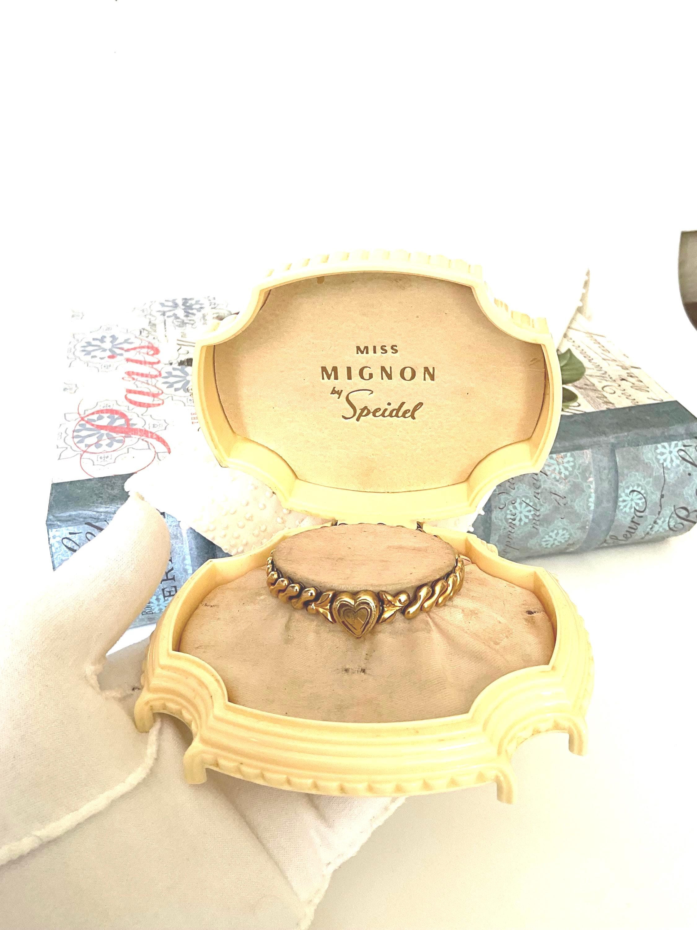 1940s Miss Mignon Childs Sweetheart Bracelet by SPEIDEL - Engraved 