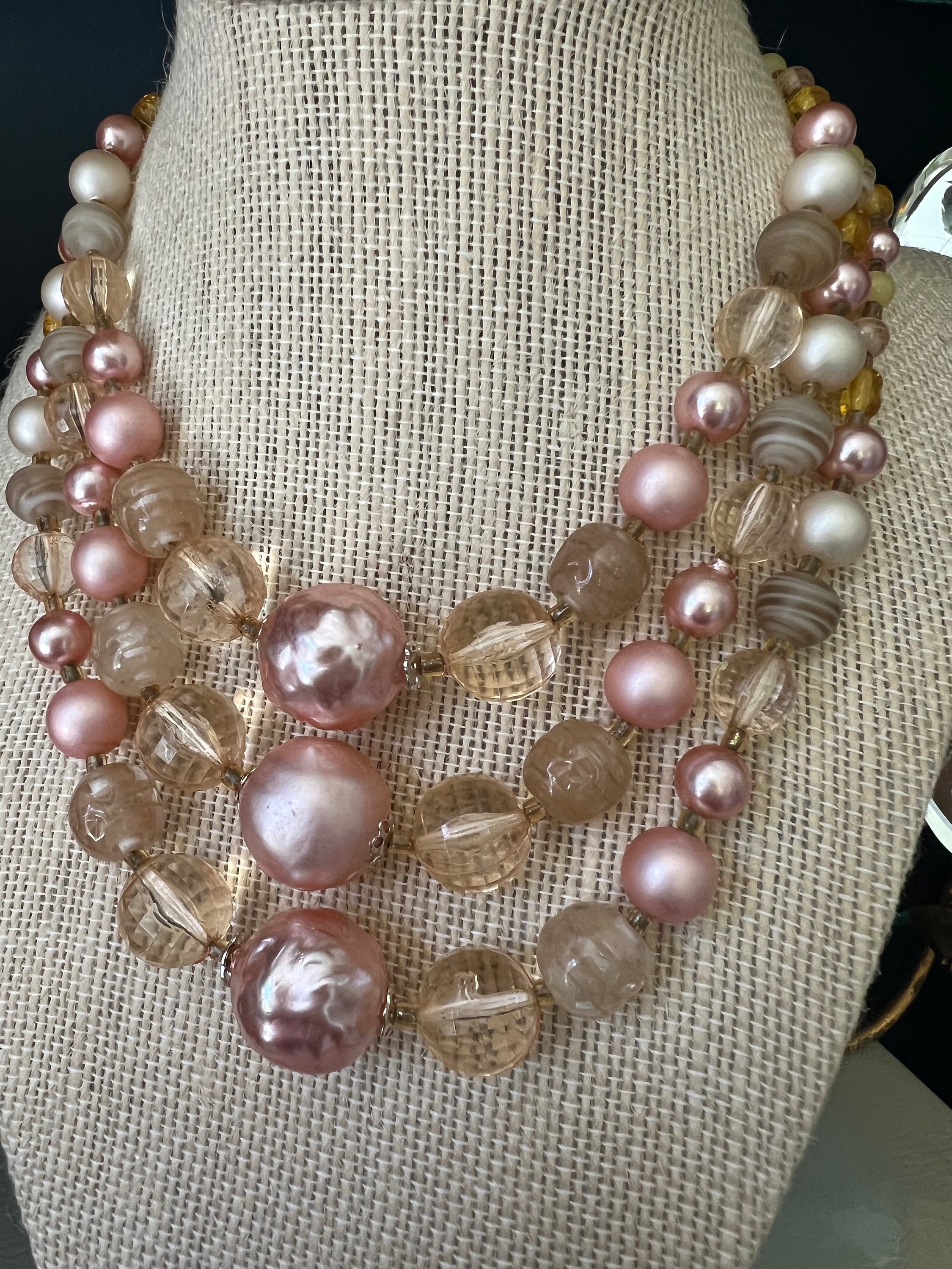 ネックレス・ペンダント VINTAGE HOLLYWOOD Triple Pearl Clip Necklace BMR673 VINTAGE HOLLYWOOD】Triple Pearl Clip Necklace (VINTAGE
