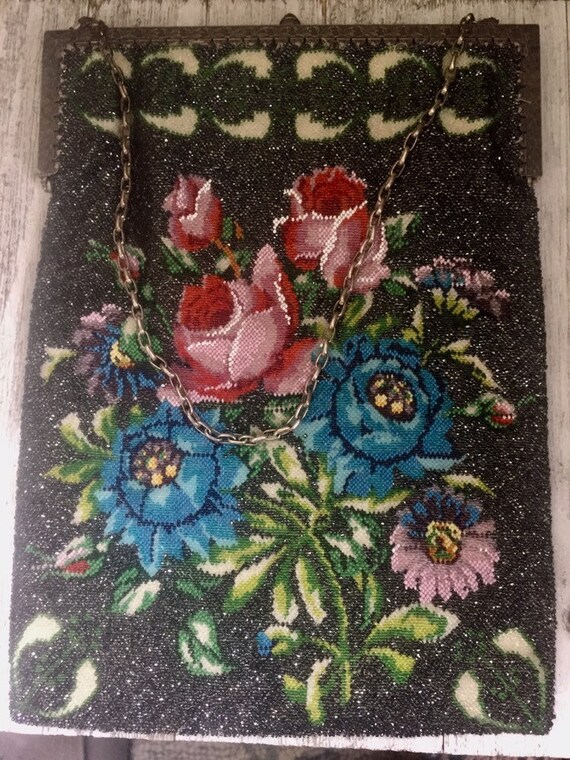 Antique Micro Beaded Floral Purse with Chain, Extra L… - Gem