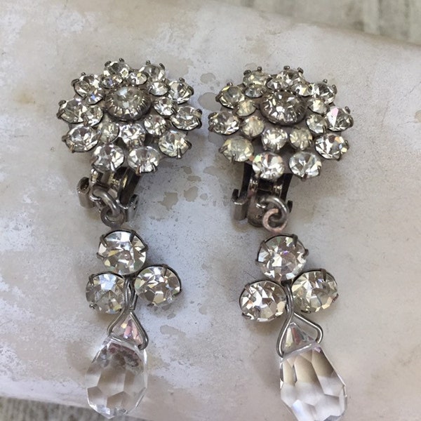 Vintage Mistar Bijoux Rhinestone Crystal Clip On Dangle Earrings, Elegant Estate Jewelry