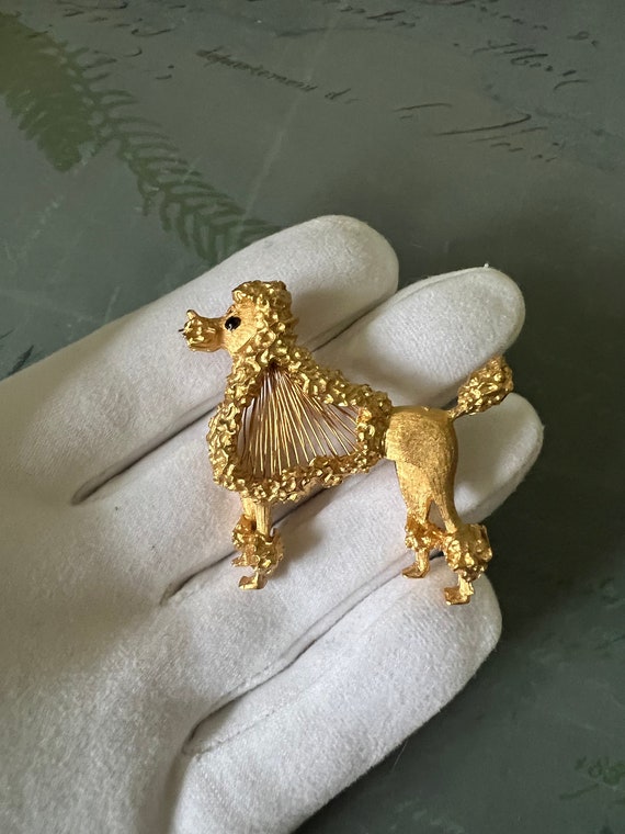 Vintage MONET Harp Strings Design Poodle Brooch, … - image 6