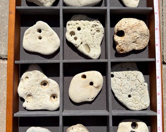 Hagstones - Pedra natural com furos