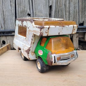 Vintage pressed steel Metal Tonka Truck made in the 1930s