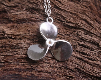 Propeller pendant solid Sterling Silver with chain