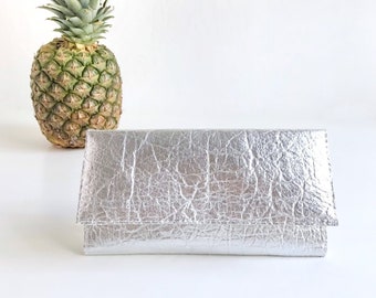 Piñatex Wallet Metallic Wrinkle Pineapple Fabric, Minimalist Wallet Vegan Clutch Evening Purse, Handcrafted Gifts, Luxury Wallet for Women