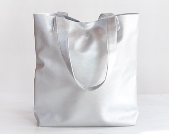 Silver Tote Bag Vegan Leather Tote Bag for Women, Minimalist Bag, Metallic Tote Bag Silver Bag, Minimal Tote Bag Large Tote Vegan Tote Bag