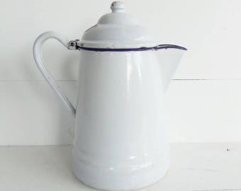 White Graniteware Coffeepot, Enamelware Coffeepot, Vintage Graniteware