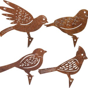 Rusty Bird Metal Garden Decor – Set of 4 Outdoor Yard Ornaments