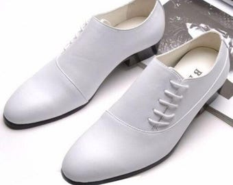 Handmade White Leather Oxford Shoes: Modern Wedding Groom Footwear