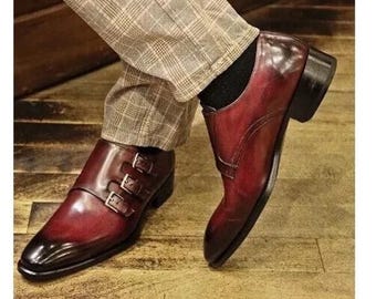 Handgefertigte Burgunder Leder Monk Strap Schuhe: Klassischer Doppelmonk