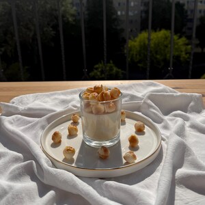Handgemachte Popcorn Toffee Kerze | Realistische Sojawachs Kerze | Film Nacht Vibes | Einzigartiges Geschenk für Popcorn Liebhaber