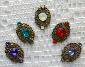 Simple Yet Stylish Swarovski Crystal Bindis in Oxidized Brass