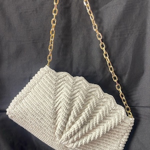 Handmade / Macrame /Shoulder Bag /Zipper Closure /2 Inner Pockets /Boho Style / Everyday Use /