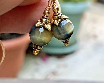 33+ Moonstone Necklace Zombies 2 Wyatt Pics