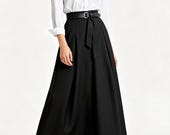 Elegant Black High Waist A Line Skirt Minimalist Flowing Midi Skirt Spring Fashion Casual Skirt With Pockets