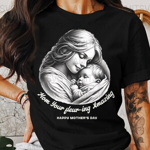 Digital t-shirt för mors dag, mamma och bebis PNG, fantastisk mammapresent, t-shirtdesign för blomstrande mamma, grafik för mors dag, nedladdningsbar t-shirt