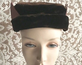 Vintage 1950s 1960s Brown Velvet Brimless Hat Hudson's