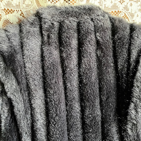 Vintage 1980s 1990s Intrigue Gray Black Faux Fur … - image 4