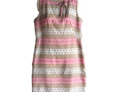 Vintage 1960s Pink & Beige Print Sleeveless Shift Dress 39 Bust