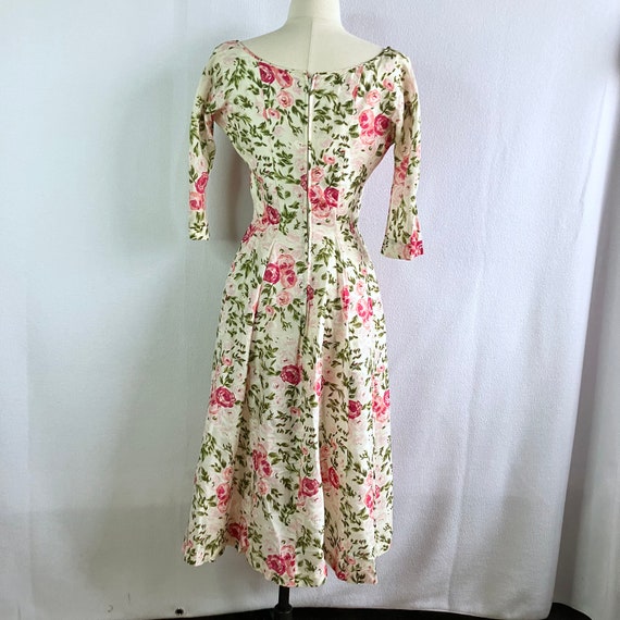 Vintage 1950s Suzy Perette Fit & Flare Floral Sil… - image 1