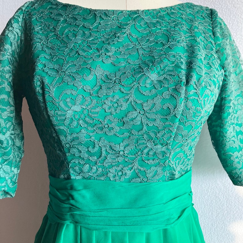 Vintage 1950s Green Lacy Chiffon Fit & Flare Party Dress 32 Bust image 6