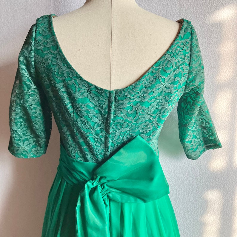 Vintage 1950s Green Lacy Chiffon Fit & Flare Party Dress 32 Bust image 4