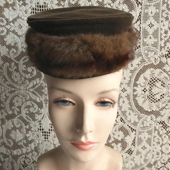 Vintage 1950s 1960s Brown Velveteen & Fur Pillbox… - image 1