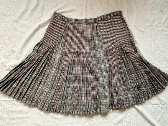 Vintage Black & Red Wool Plaid Pleated Skirt Volu… - image 1