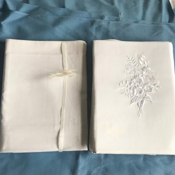 Vintage White Floral Embroidered Duvet Cover & Flat Sheet Set Etsy