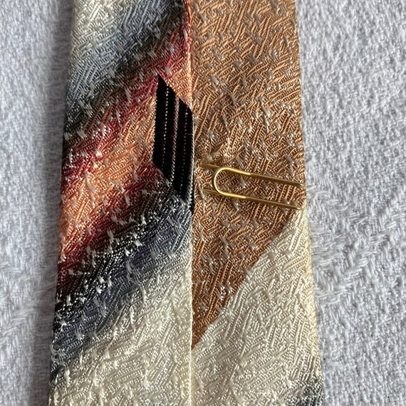 Vintage 1950s 1960s Tan Abstract Stripe Necktie - image 4
