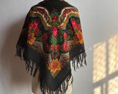 Vintage East European Floral Paisley Wool Fringed Shawl Scarf