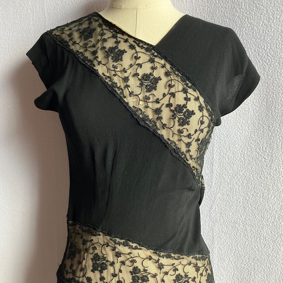 Vintage 1940s Lacy Black Wiggle Dress AS IS - image 3