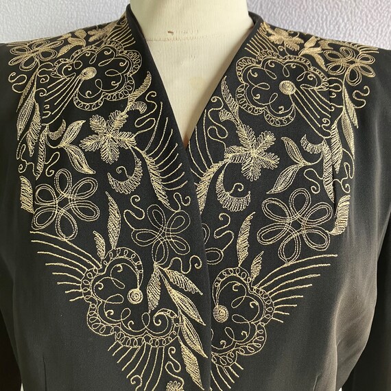 Vintage 1940s Higbee Black Wool Gold Embroidery N… - image 2