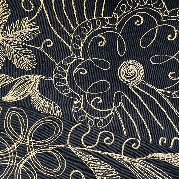 Vintage 1940s Higbee Black Wool Gold Embroidery N… - image 5