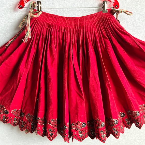 Vintage Cuenca Ecuador Traditional Red Embroidered