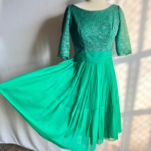 Vintage 1950s Green Lacy Chiffon Fit & Flare Party Dress 32 Bust image 7