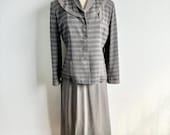 Vintage 1950s Women's Gray Wool Midcentury Pencil Skirt Suit M