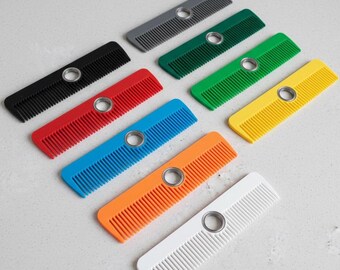 Spin & Style: The Ultimate Fidget Comb!
