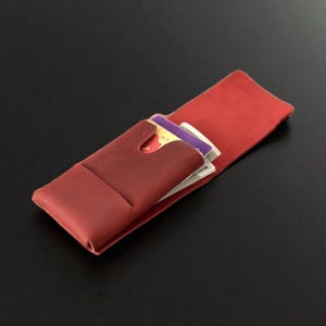 World’s Most Minimalist Leather Wallet, Slim Card Holder for Men & Women, Stylish Minimal Wallet, Perfect Gift for Him Her